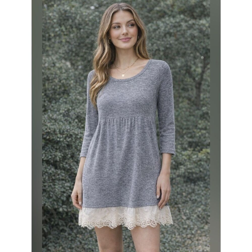 Anthropologie Umgee Heather Gray Knit Tunic with Lace Hem